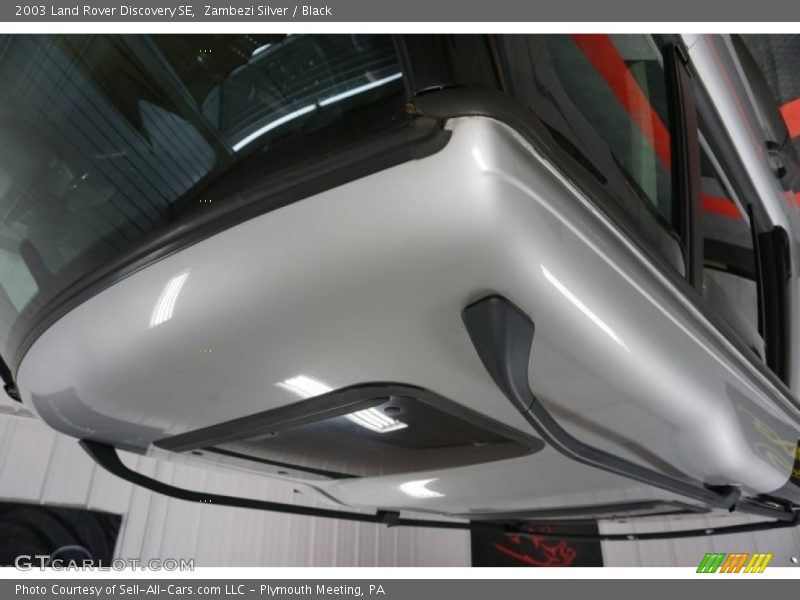 Zambezi Silver / Black 2003 Land Rover Discovery SE