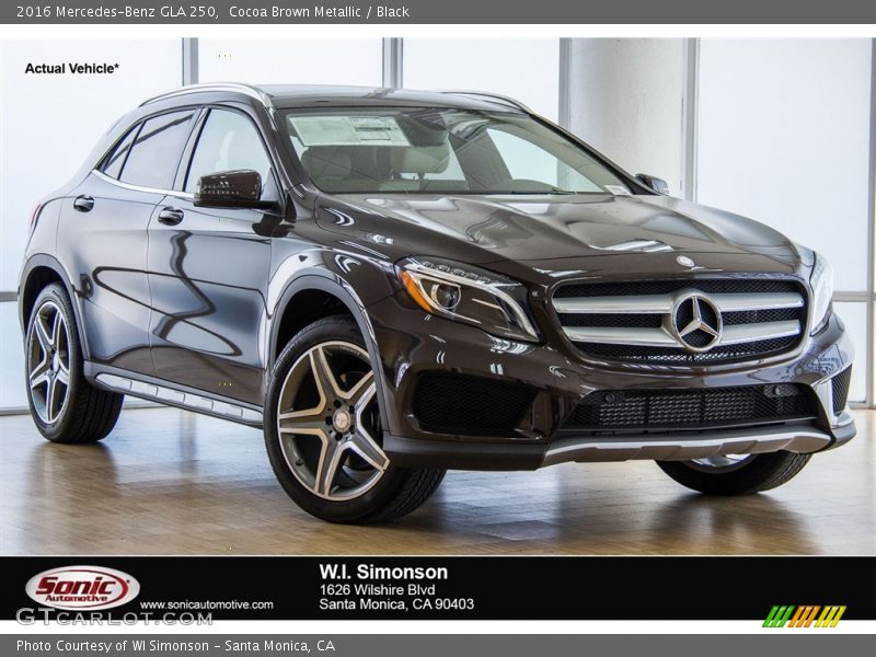 Cocoa Brown Metallic / Black 2016 Mercedes-Benz GLA 250