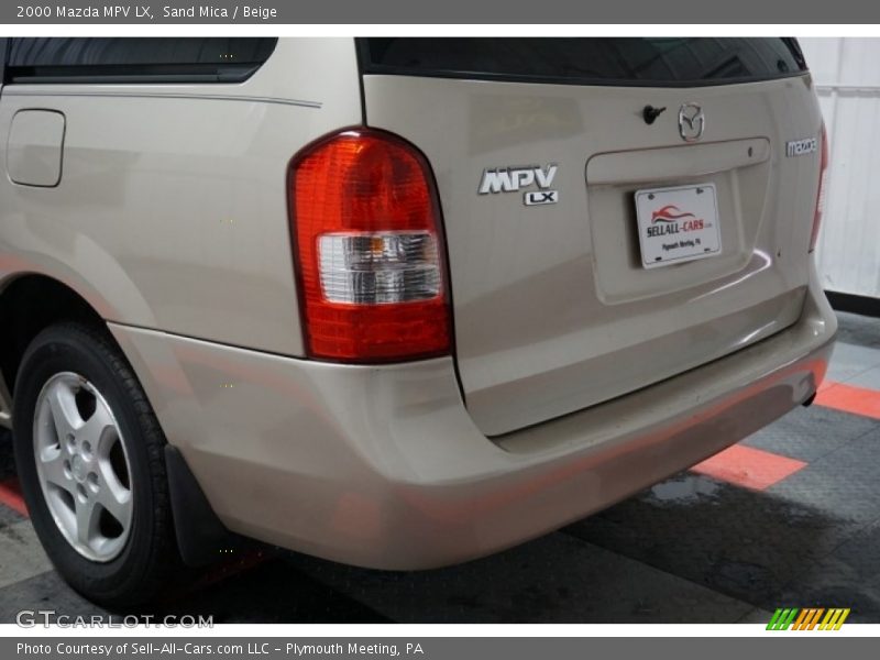 Sand Mica / Beige 2000 Mazda MPV LX