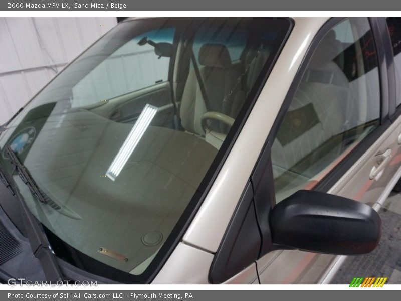 Sand Mica / Beige 2000 Mazda MPV LX