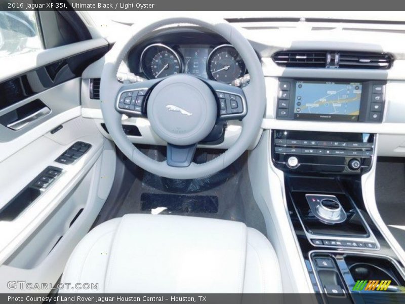 Ultimate Black / Light Oyster 2016 Jaguar XF 35t