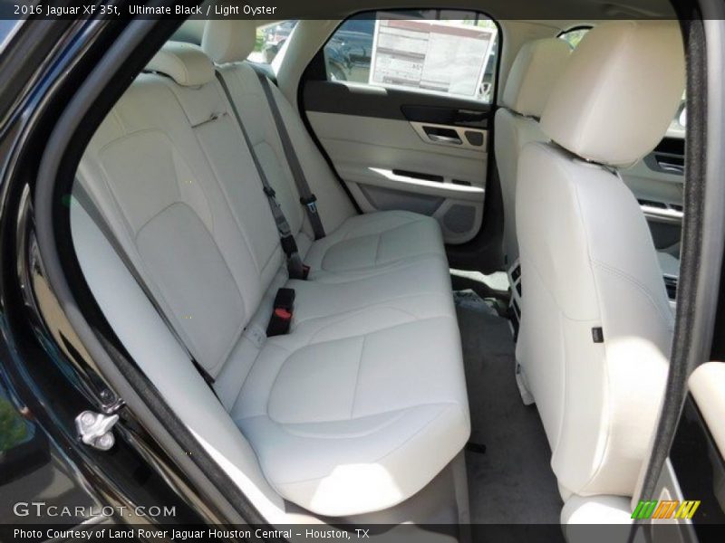 Ultimate Black / Light Oyster 2016 Jaguar XF 35t