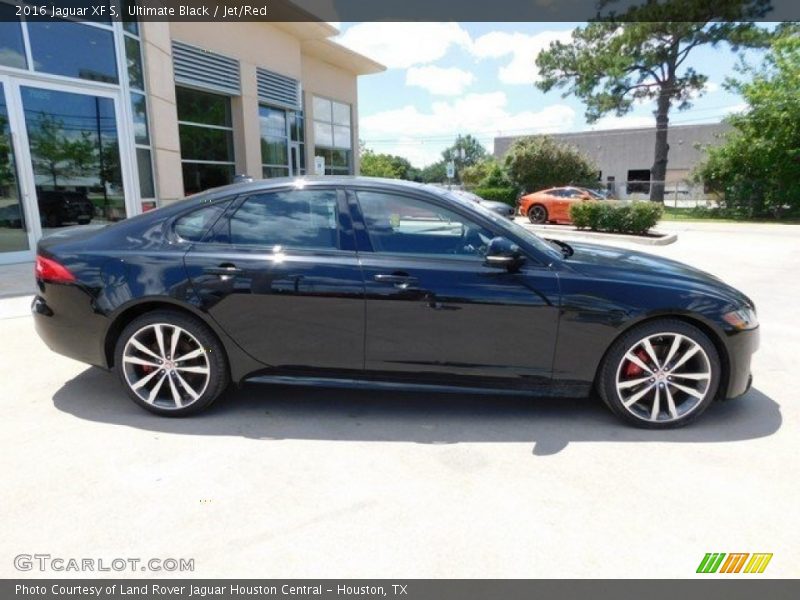 Ultimate Black / Jet/Red 2016 Jaguar XF S