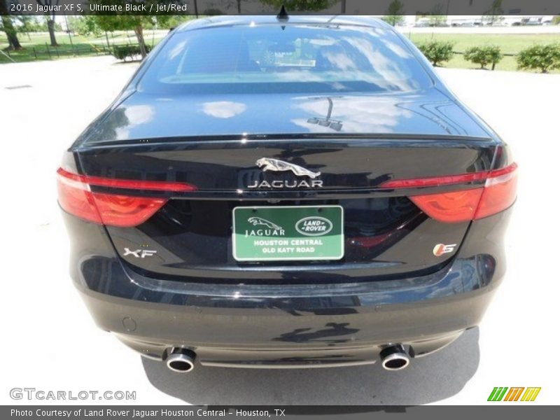 Ultimate Black / Jet/Red 2016 Jaguar XF S