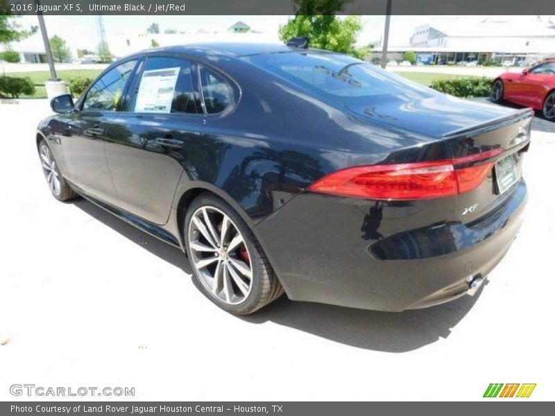 Ultimate Black / Jet/Red 2016 Jaguar XF S
