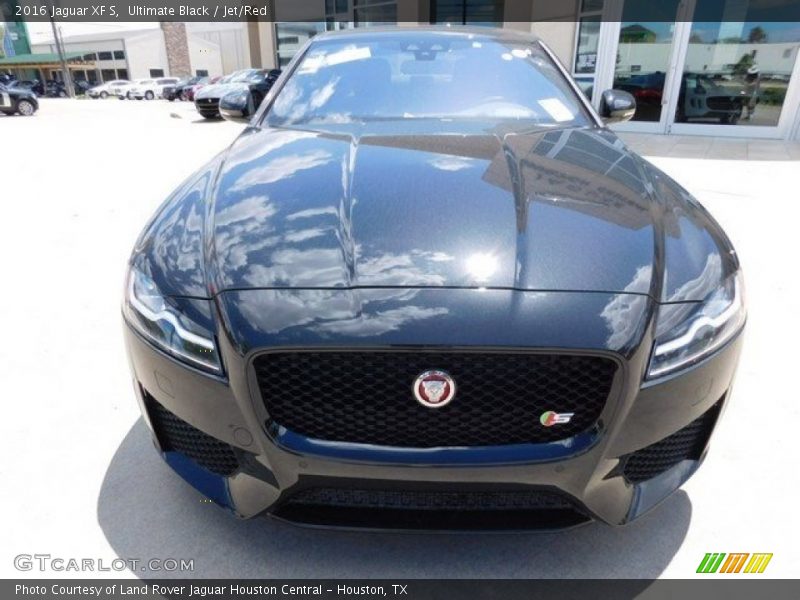 Ultimate Black / Jet/Red 2016 Jaguar XF S