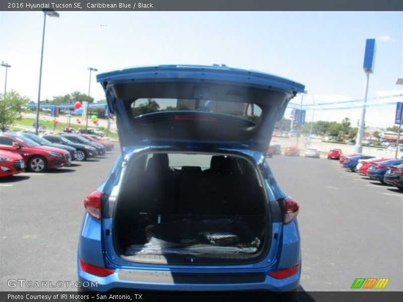 Caribbean Blue / Black 2016 Hyundai Tucson SE