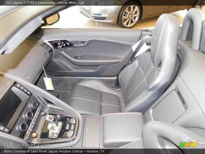  2017 F-TYPE S Convertible Jet Interior