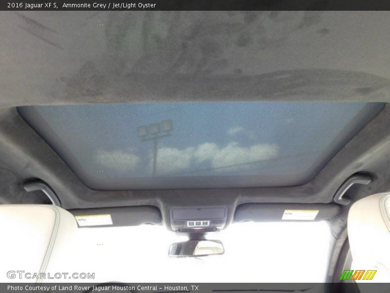 Ammonite Grey / Jet/Light Oyster 2016 Jaguar XF S