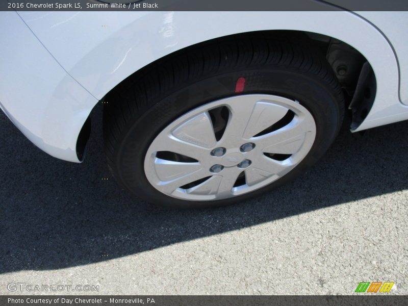 Summit White / Jet Black 2016 Chevrolet Spark LS