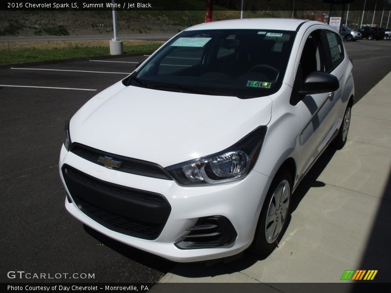 Summit White / Jet Black 2016 Chevrolet Spark LS