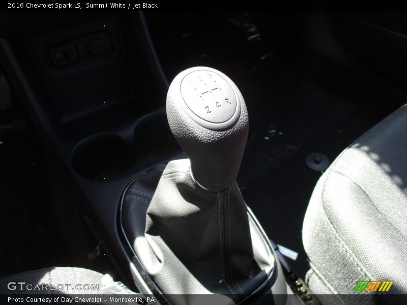 Summit White / Jet Black 2016 Chevrolet Spark LS