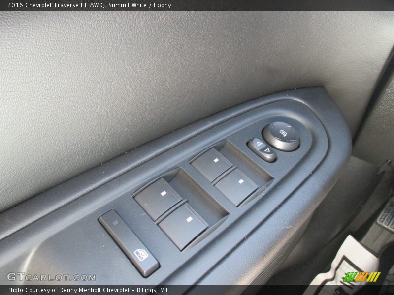 Summit White / Ebony 2016 Chevrolet Traverse LT AWD
