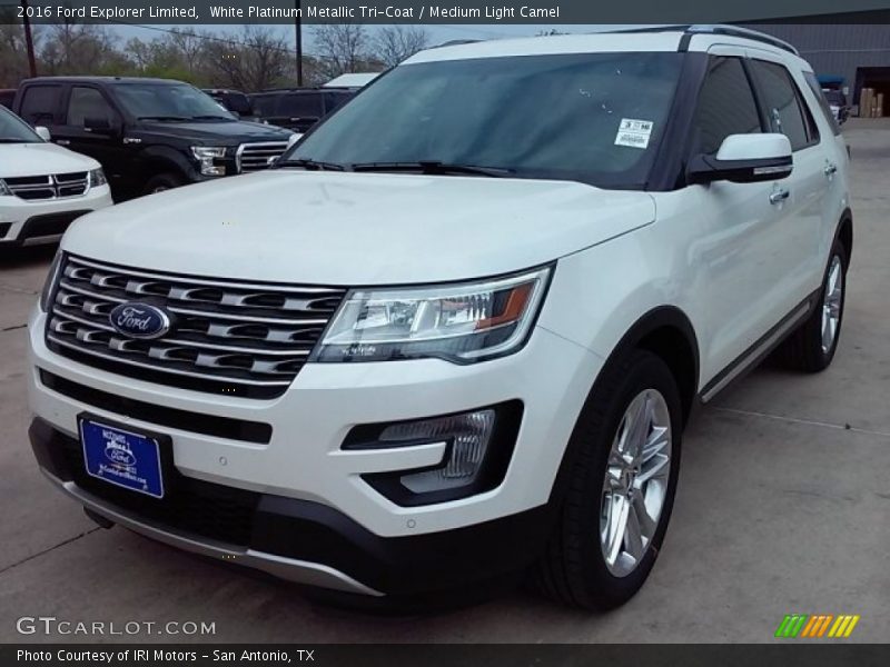 White Platinum Metallic Tri-Coat / Medium Light Camel 2016 Ford Explorer Limited