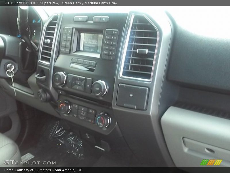 Green Gem / Medium Earth Gray 2016 Ford F150 XLT SuperCrew