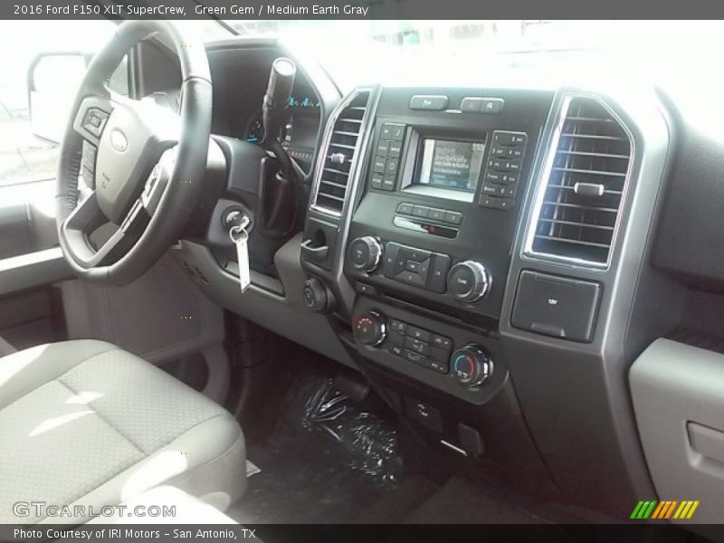 Green Gem / Medium Earth Gray 2016 Ford F150 XLT SuperCrew