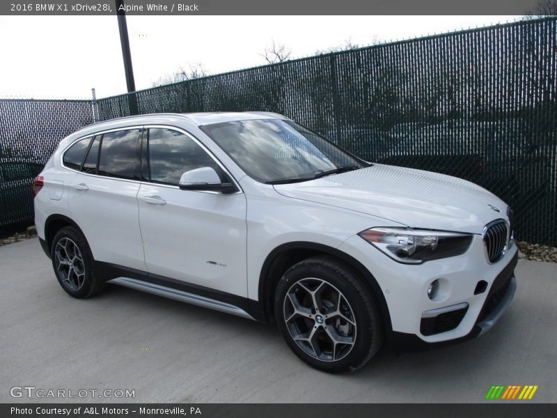 Alpine White / Black 2016 BMW X1 xDrive28i