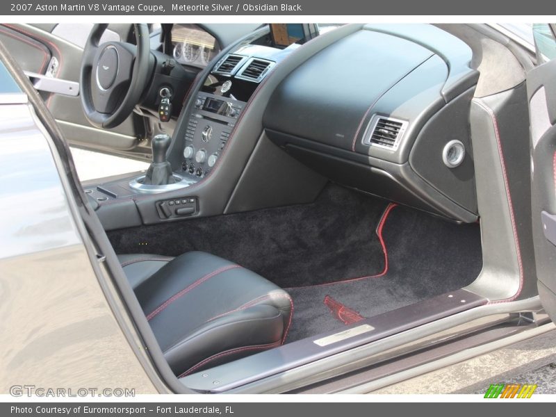 Meteorite Silver / Obsidian Black 2007 Aston Martin V8 Vantage Coupe