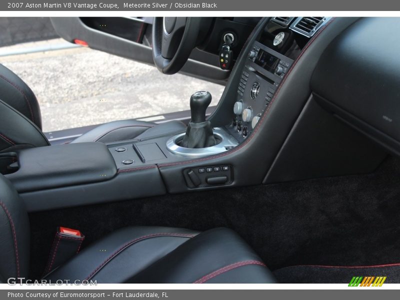 Meteorite Silver / Obsidian Black 2007 Aston Martin V8 Vantage Coupe