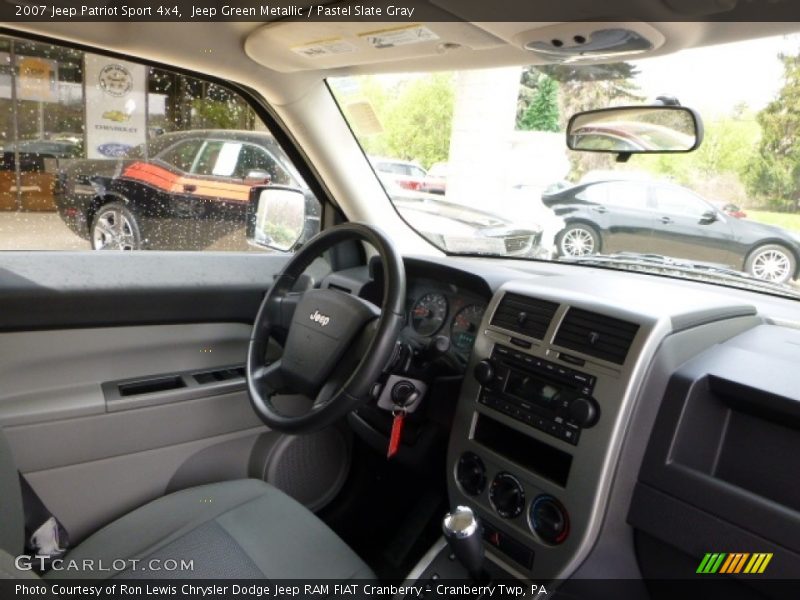 Jeep Green Metallic / Pastel Slate Gray 2007 Jeep Patriot Sport 4x4
