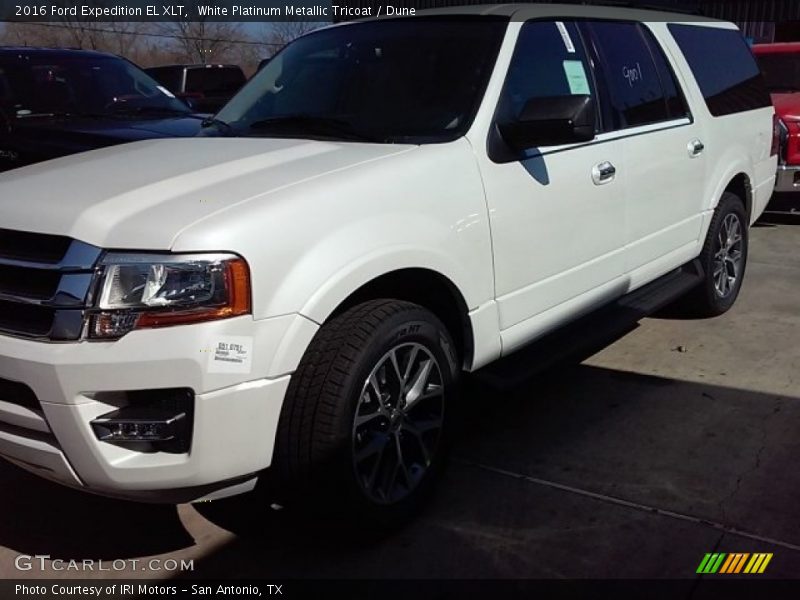 White Platinum Metallic Tricoat / Dune 2016 Ford Expedition EL XLT