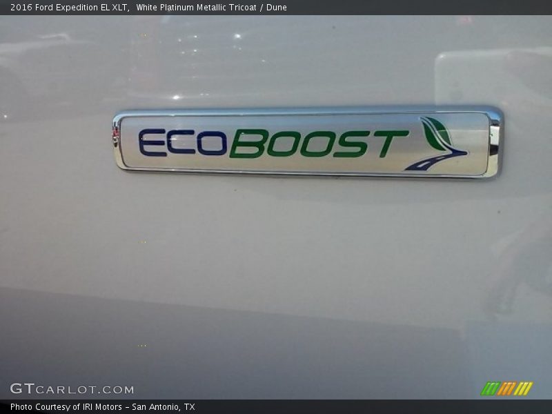 White Platinum Metallic Tricoat / Dune 2016 Ford Expedition EL XLT