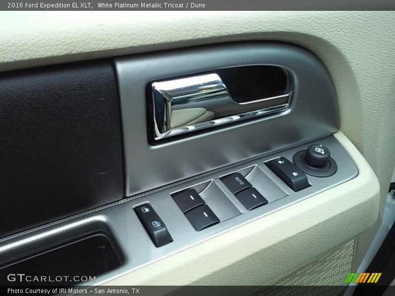 White Platinum Metallic Tricoat / Dune 2016 Ford Expedition EL XLT