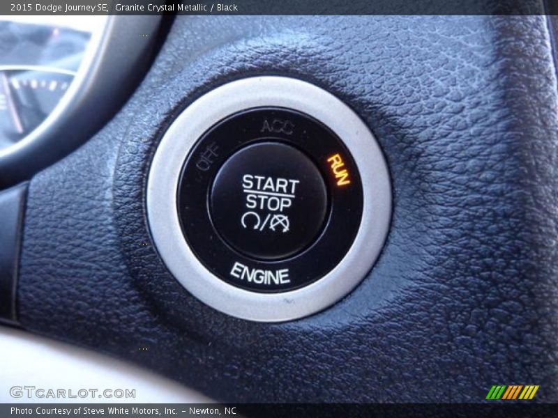 Granite Crystal Metallic / Black 2015 Dodge Journey SE