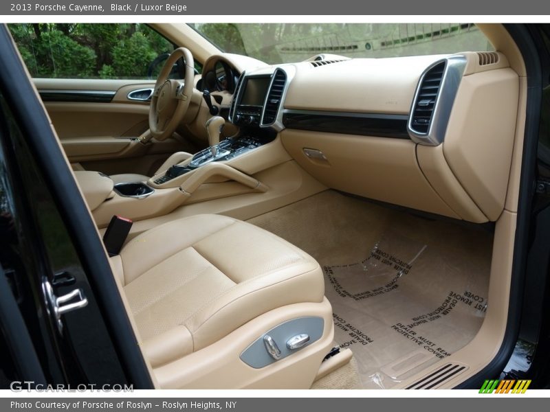Black / Luxor Beige 2013 Porsche Cayenne