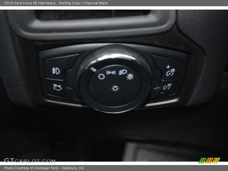 Sterling Gray / Charcoal Black 2014 Ford Focus SE Hatchback