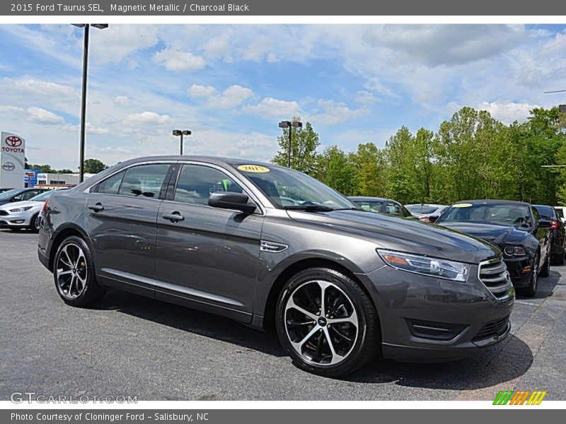 Magnetic Metallic / Charcoal Black 2015 Ford Taurus SEL
