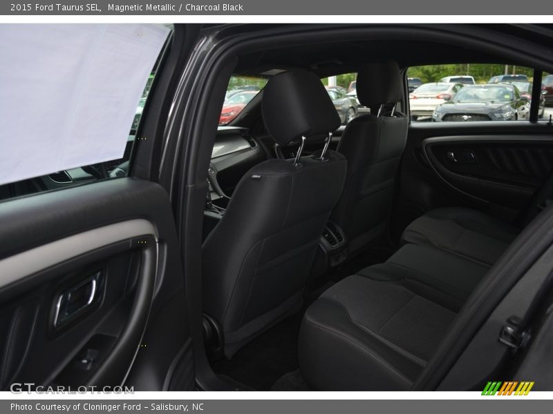 Magnetic Metallic / Charcoal Black 2015 Ford Taurus SEL