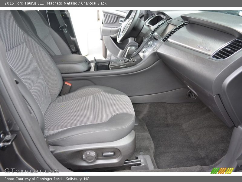 Magnetic Metallic / Charcoal Black 2015 Ford Taurus SEL