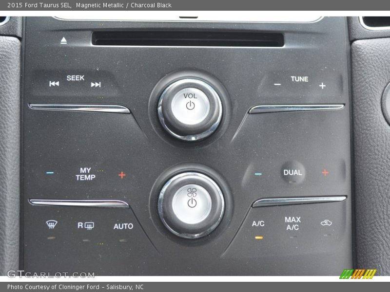 Magnetic Metallic / Charcoal Black 2015 Ford Taurus SEL