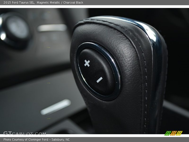 Magnetic Metallic / Charcoal Black 2015 Ford Taurus SEL