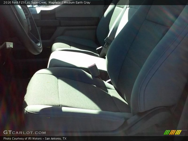 Magnetic / Medium Earth Gray 2016 Ford F150 XL SuperCrew