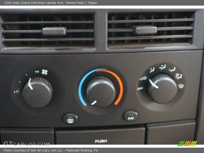 Sienna Pearl / Taupe 1999 Jeep Grand Cherokee Laredo 4x4