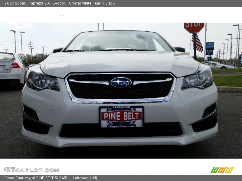 Crystal White Pearl / Black 2016 Subaru Impreza 2.0i 5-door