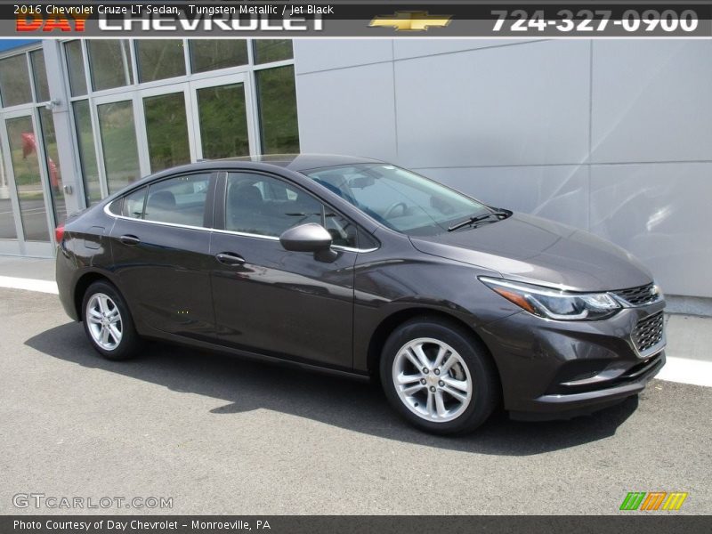 Tungsten Metallic / Jet Black 2016 Chevrolet Cruze LT Sedan