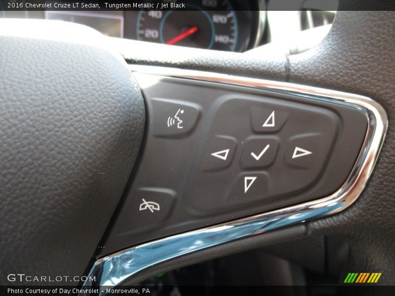 Tungsten Metallic / Jet Black 2016 Chevrolet Cruze LT Sedan