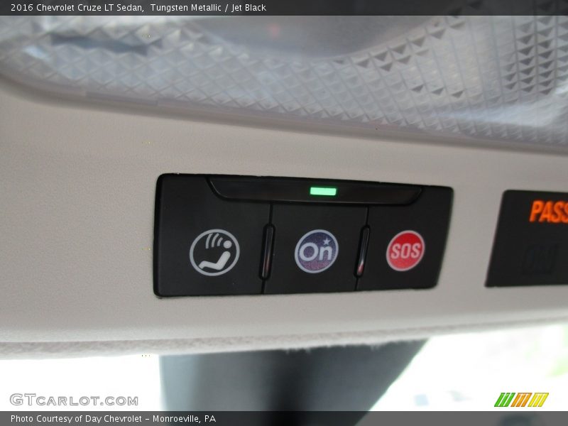 Tungsten Metallic / Jet Black 2016 Chevrolet Cruze LT Sedan