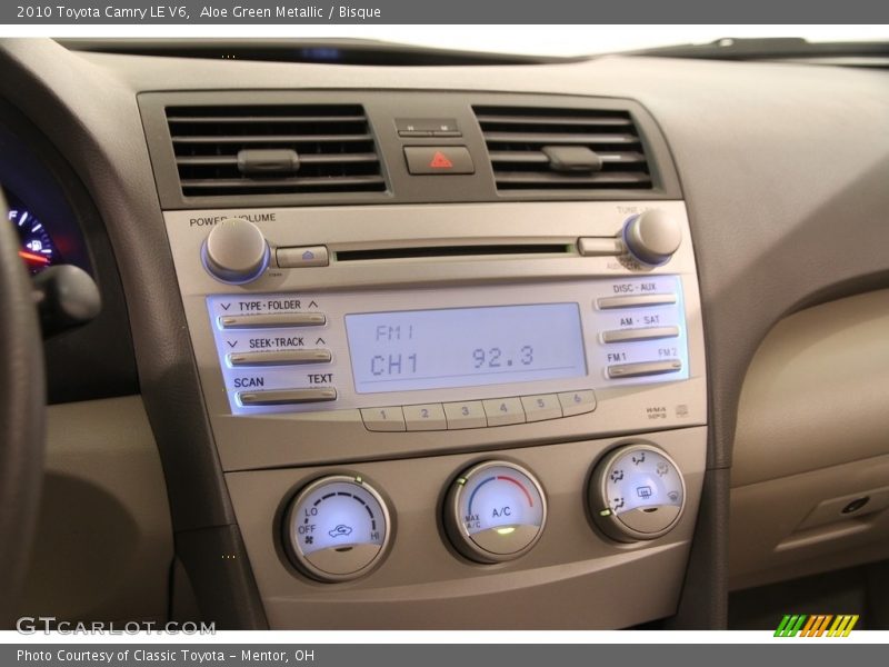 Aloe Green Metallic / Bisque 2010 Toyota Camry LE V6