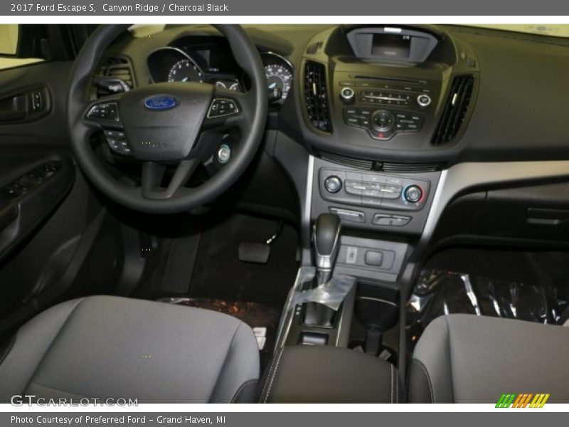 Canyon Ridge / Charcoal Black 2017 Ford Escape S
