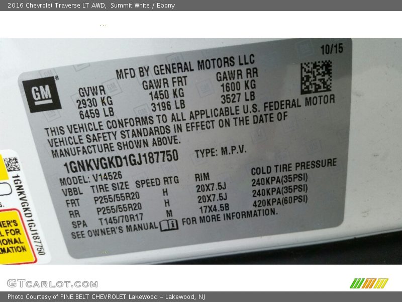 Summit White / Ebony 2016 Chevrolet Traverse LT AWD