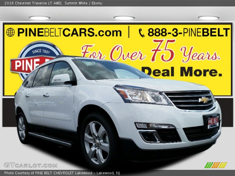 Summit White / Ebony 2016 Chevrolet Traverse LT AWD