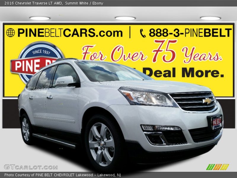 Summit White / Ebony 2016 Chevrolet Traverse LT AWD
