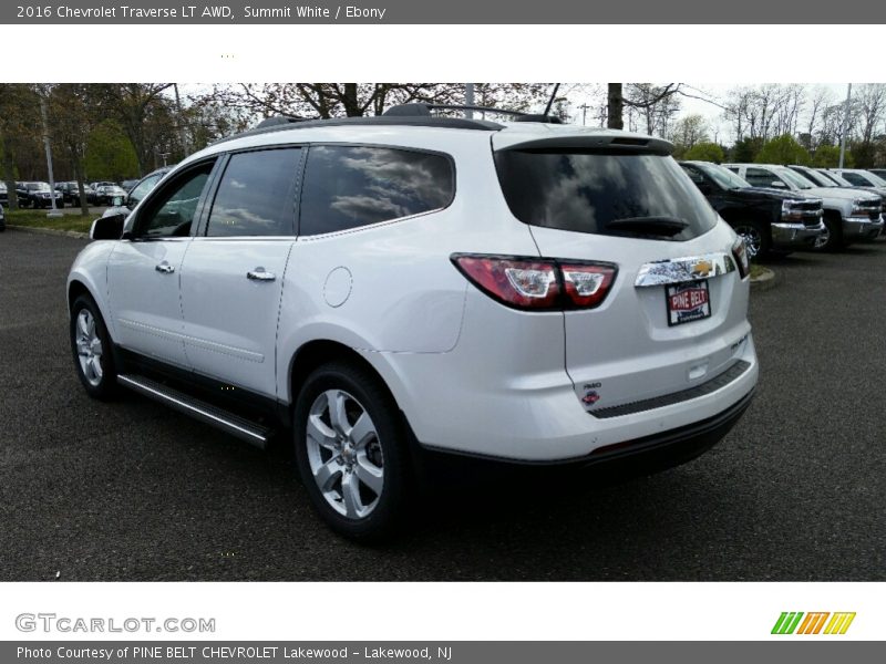 Summit White / Ebony 2016 Chevrolet Traverse LT AWD