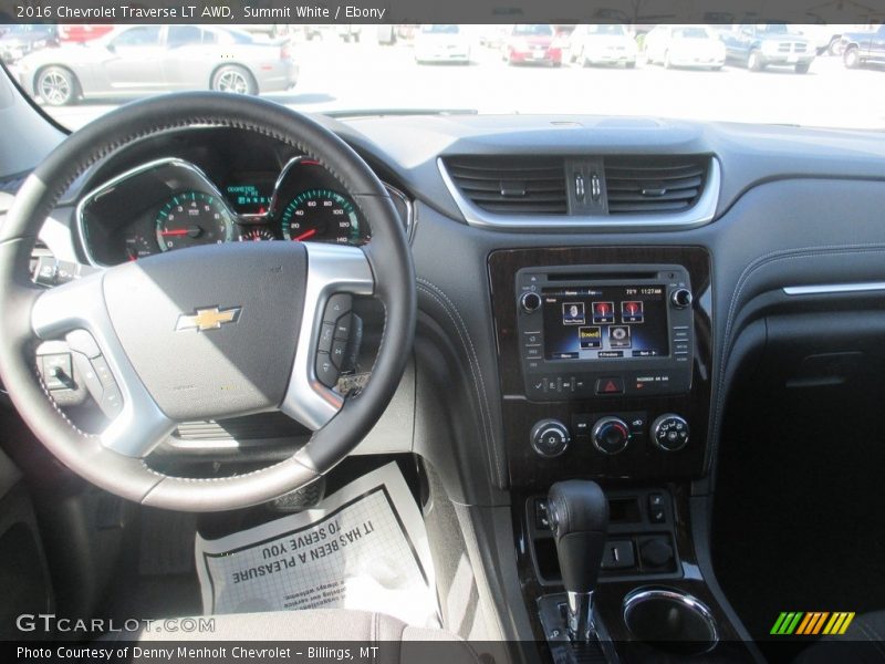 Summit White / Ebony 2016 Chevrolet Traverse LT AWD