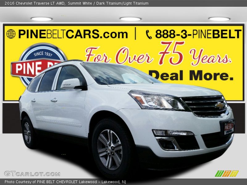 Summit White / Dark Titanium/Light Titanium 2016 Chevrolet Traverse LT AWD
