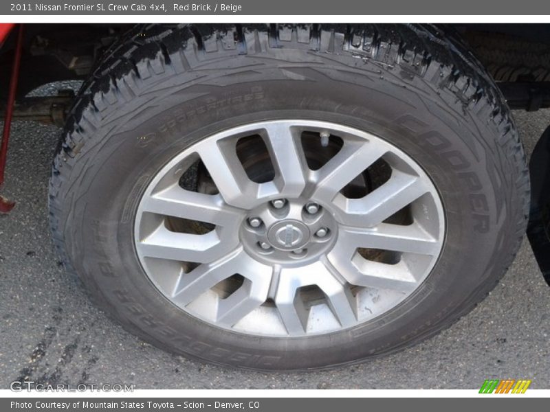 Red Brick / Beige 2011 Nissan Frontier SL Crew Cab 4x4